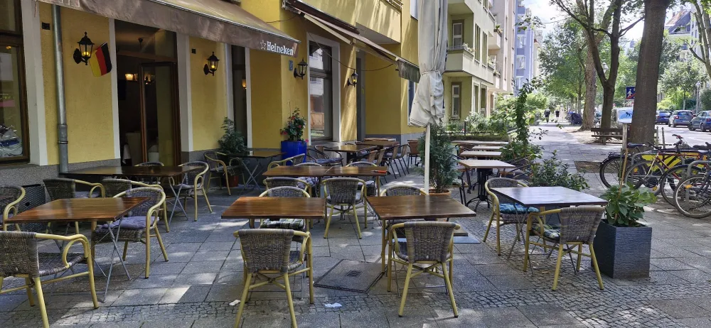 Außenbereich des ProMo Restaurants in Berlin-Moabit
